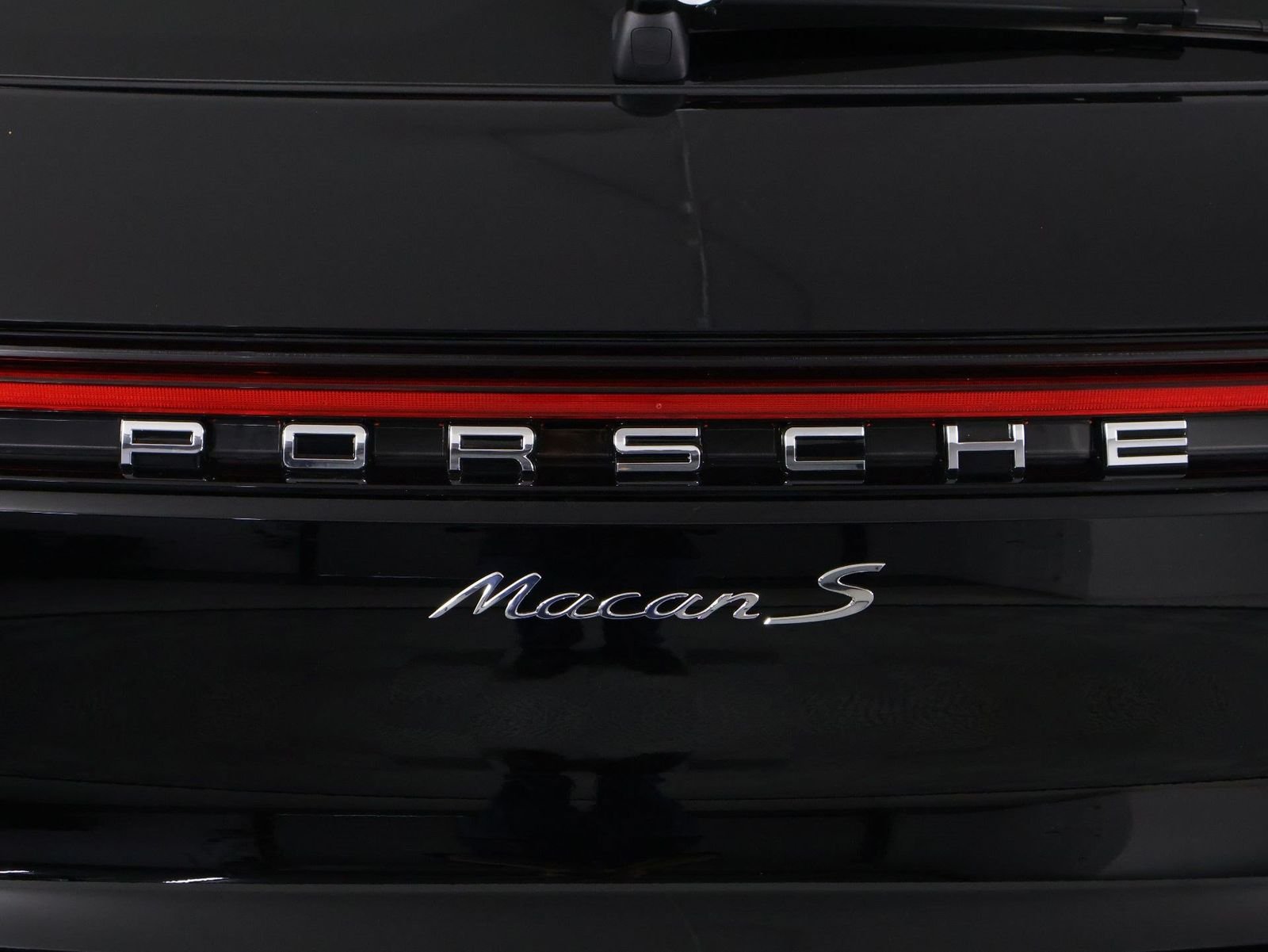 New 2026 Black Porsche S image 22
