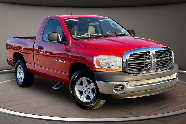 Used 2006 Red Dodge SLT image 10