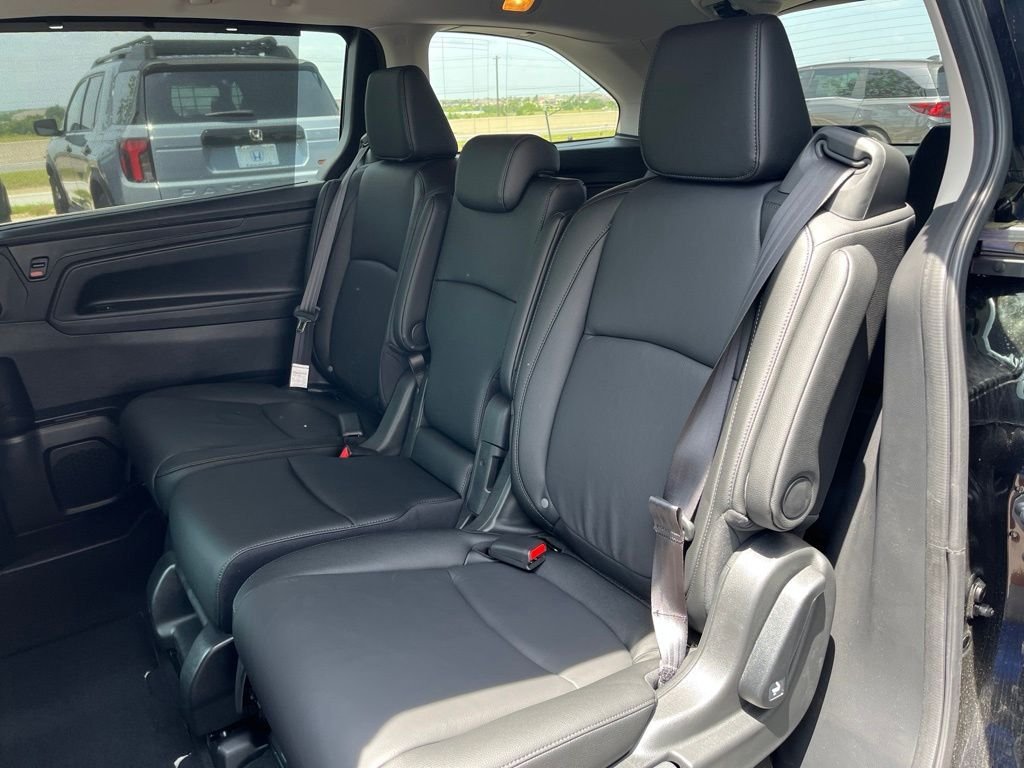 2026 Honda Odyssey EX-L - Photo 14