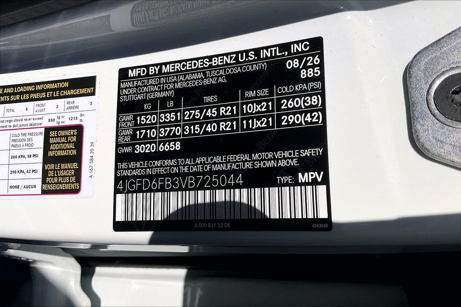 New 2027 MANUFAKTUR Moonlight White Metallic Mercedes-Benz GLE 450 image 25