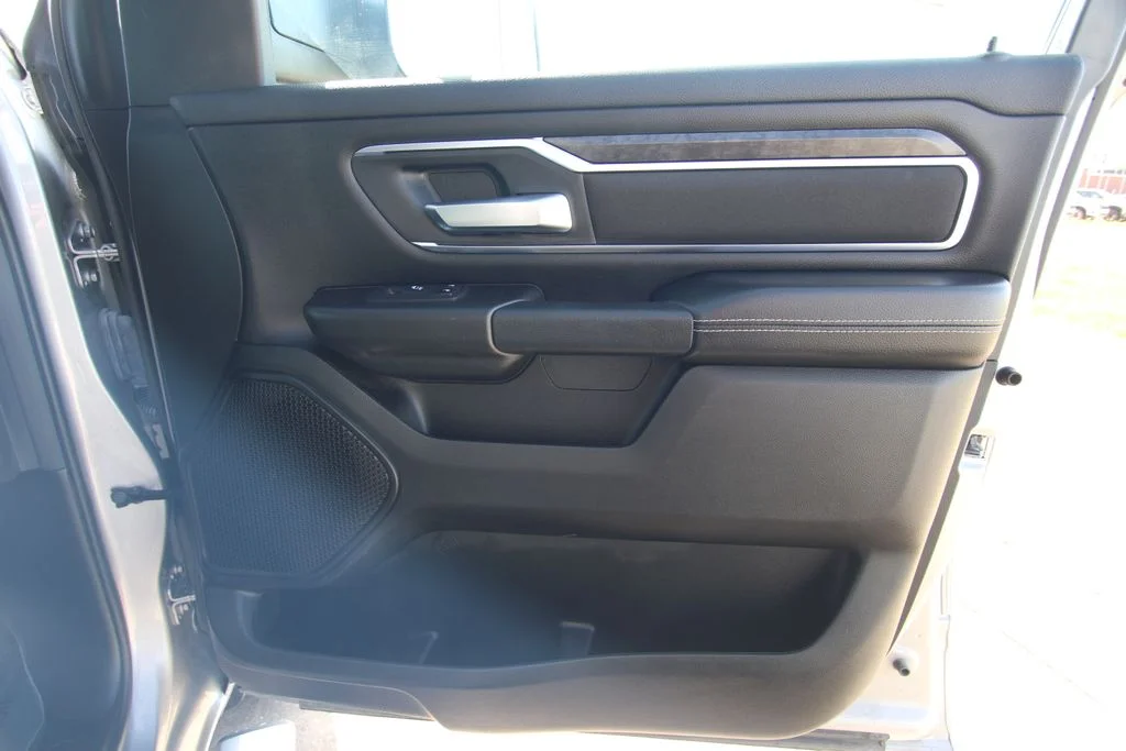 Used 2024 Silver Ram Big Horn/Lone Star image 40