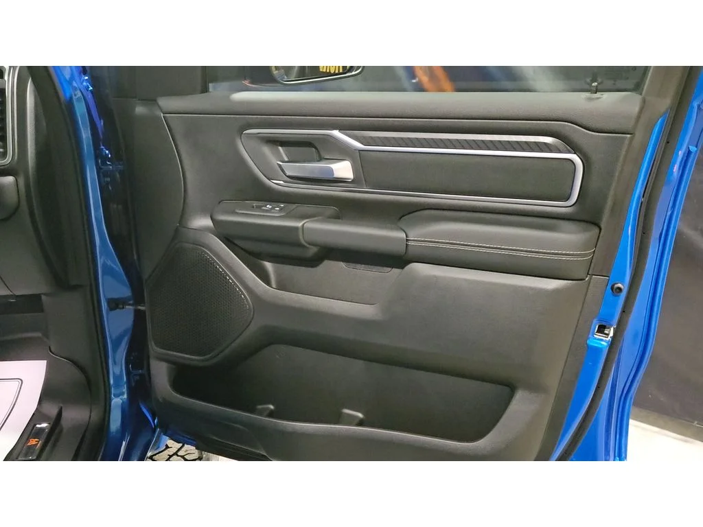 New 2026 Hydro Blue Pearl-Coat Exterior Paint RAM Big Horn Rocky Ridge image 27