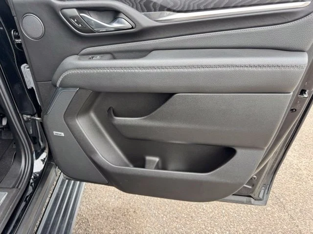 Used 2024 Onyx Black GMC Denali image 27
