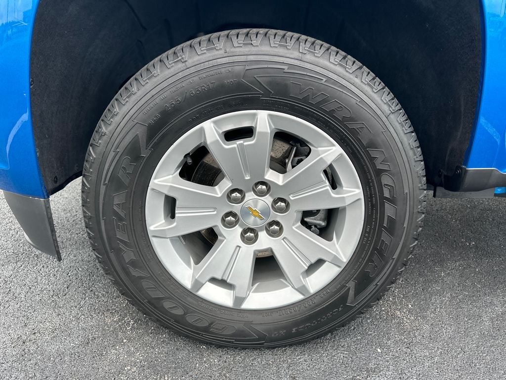 Used 2022 Blue Chevrolet LT image 10