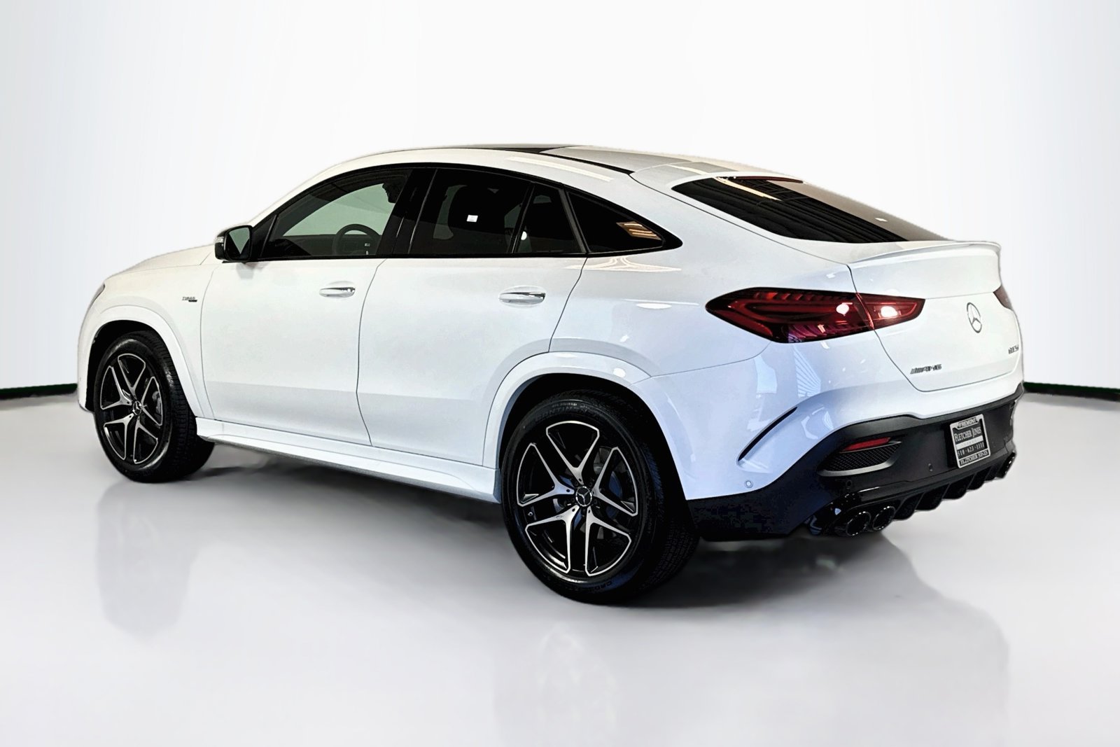 New 2026 MANUFAKTUR Moonlight White Metallic Mercedes-Benz AMG® GLE 53 image 7