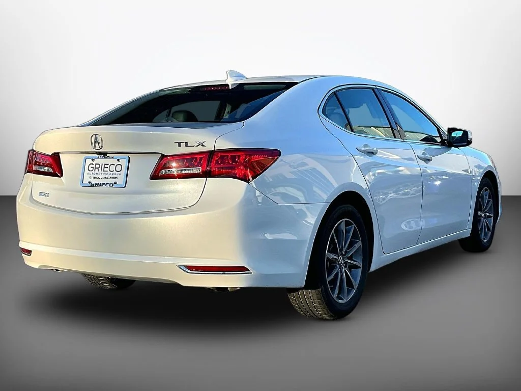 Used 2019 Platinum White Pearl Acura 2.4L image 6