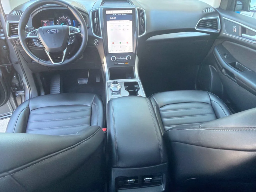 Used 2024 Carbonized Gray Metallic Ford SEL image 17