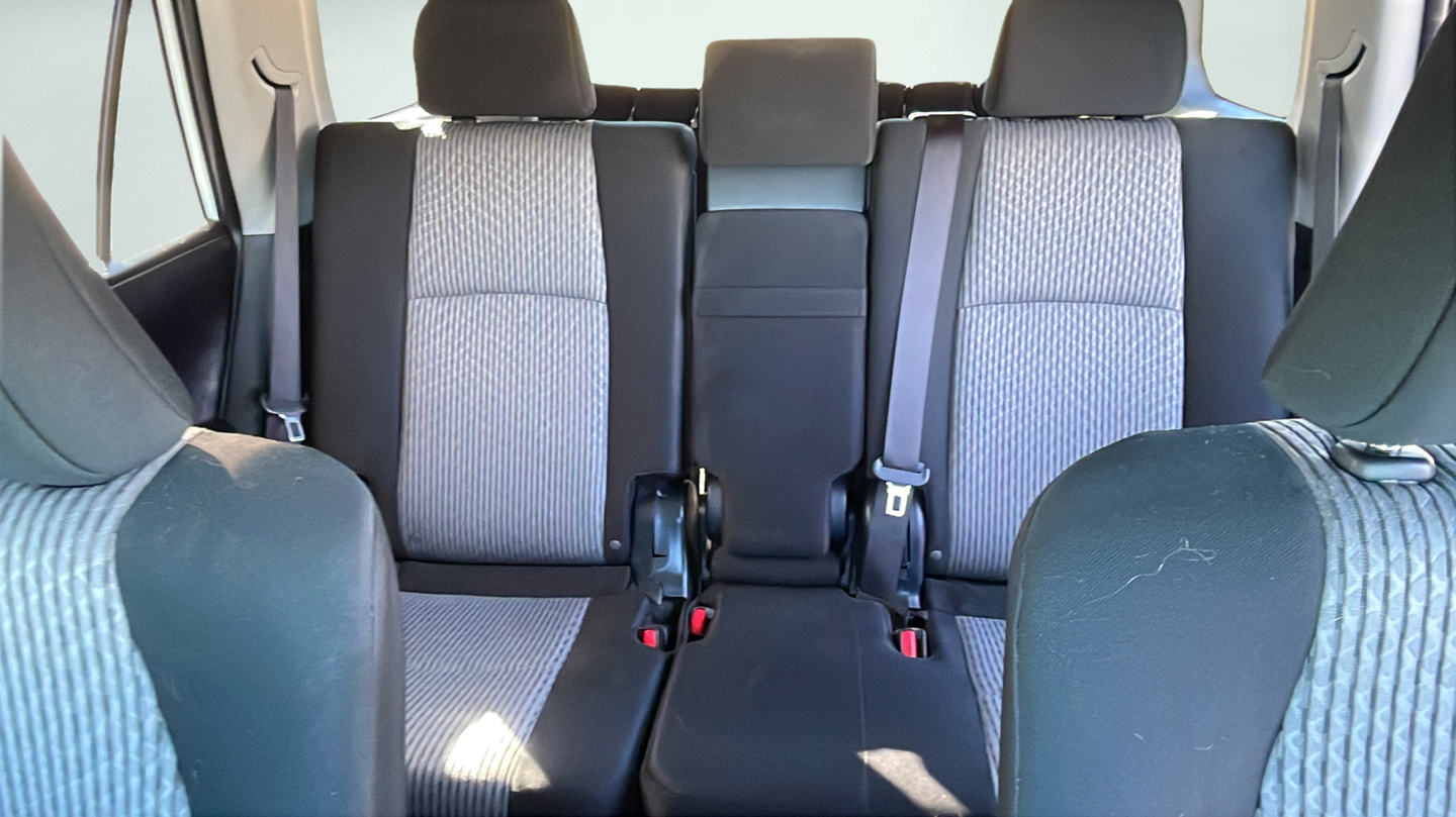 Certified Used 2017 White Toyota SR5 image 18