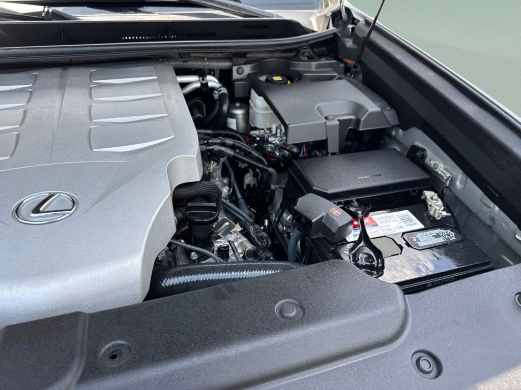 Used 2018 Silver Lexus 460 image 34