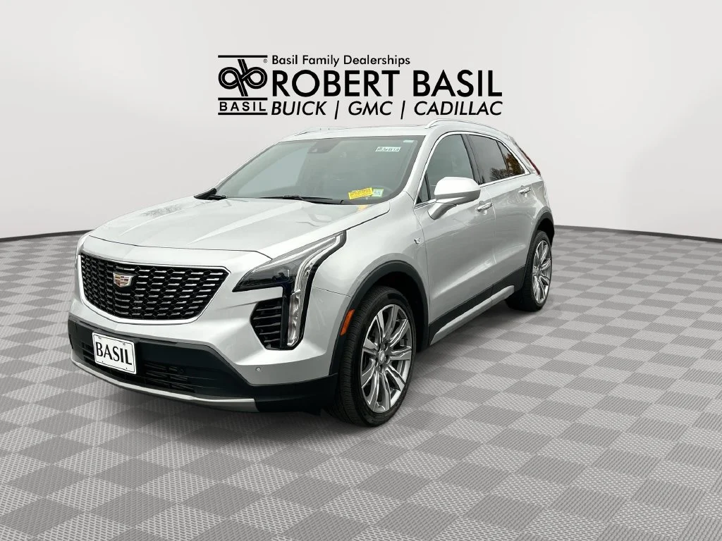 Used 2019 RADIANT SILVER METALLIC Cadillac AWD Premium Luxury image 4