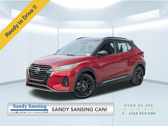 2022 Nissan Kicks SR