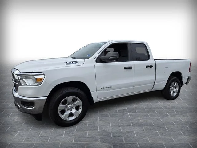 Used 2023 White Ram Big Horn/Lone Star image 3