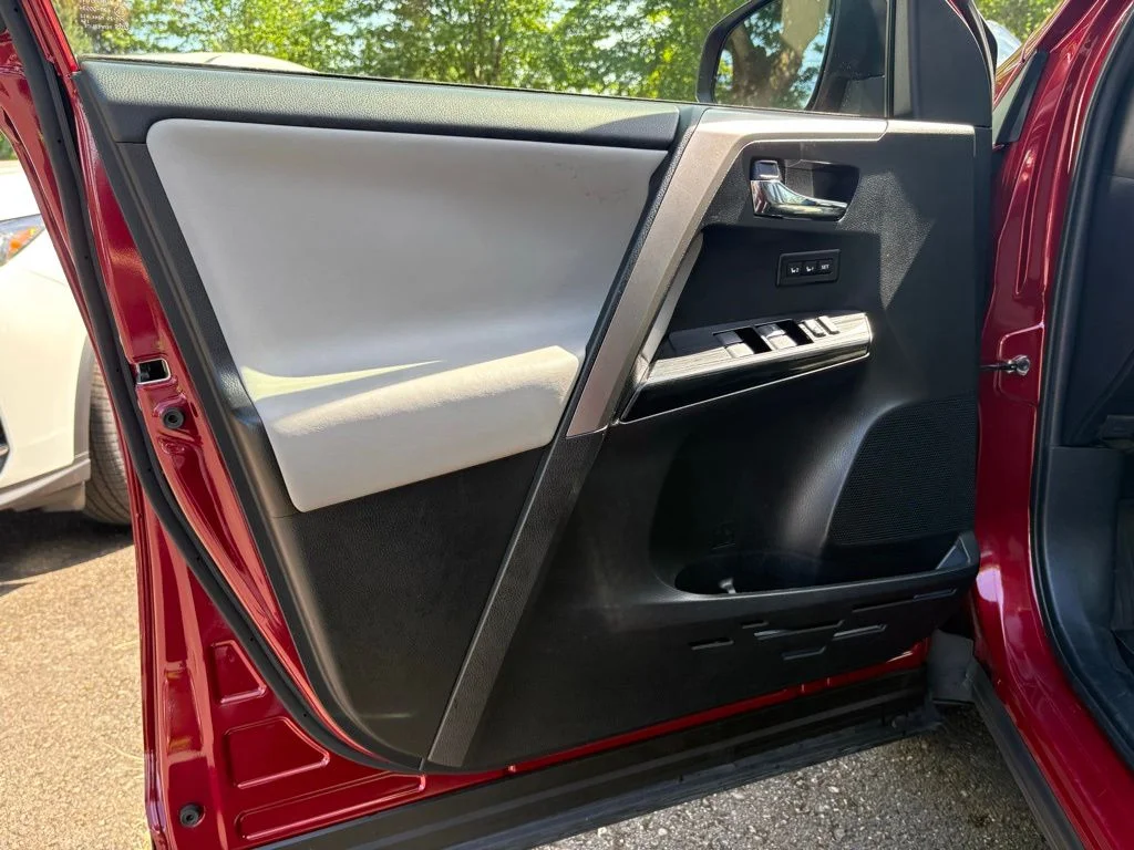Used 2018 Red Toyota Limited image 11