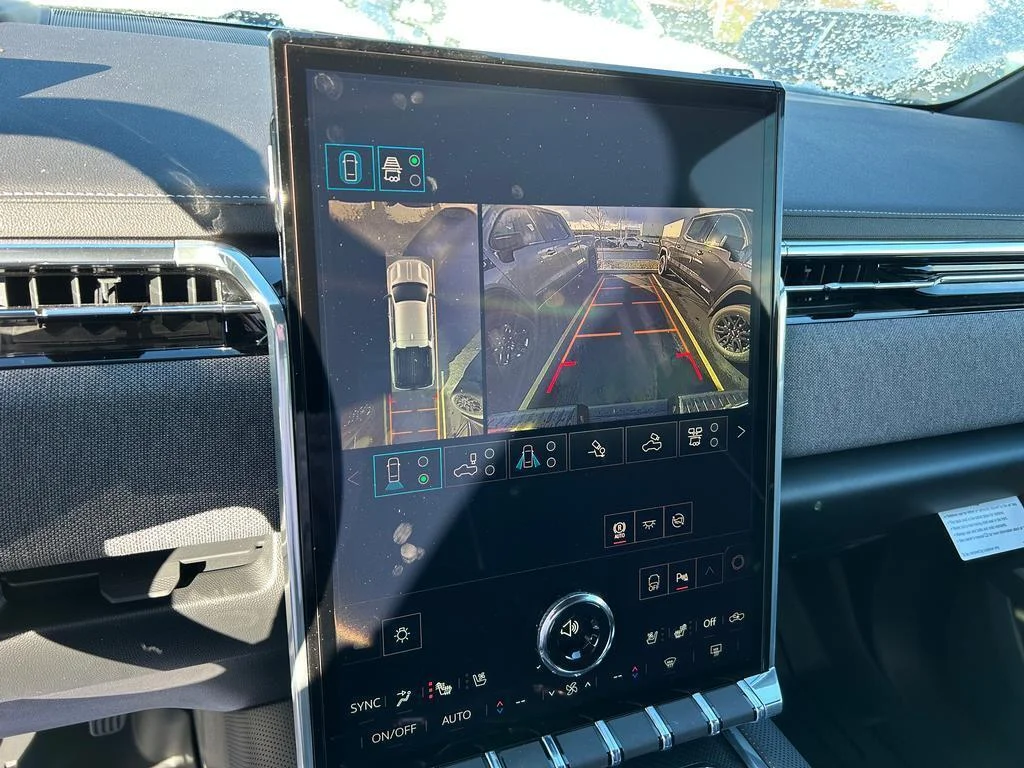 2026 GMC Sierra EV Elevation - Photo 10