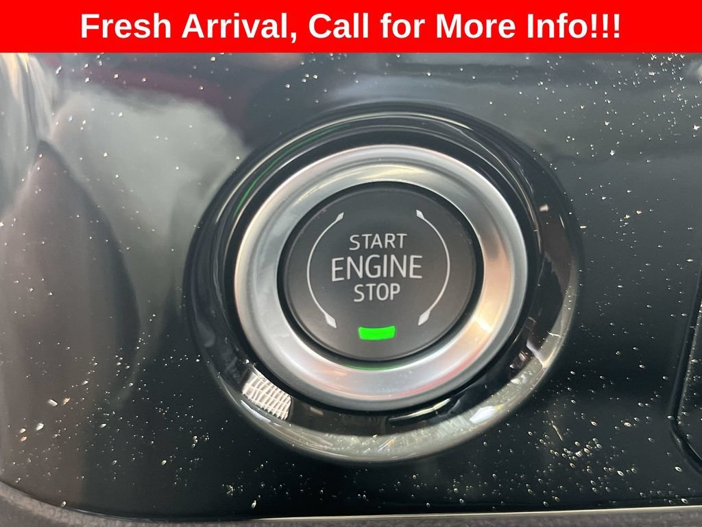 Certified Used 2024 Onyx Black GMC Elevation image 24