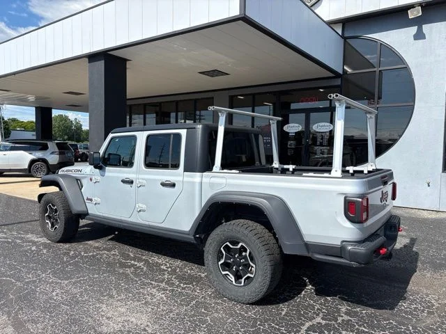 Used 2022 Silver Jeep Rubicon image 5
