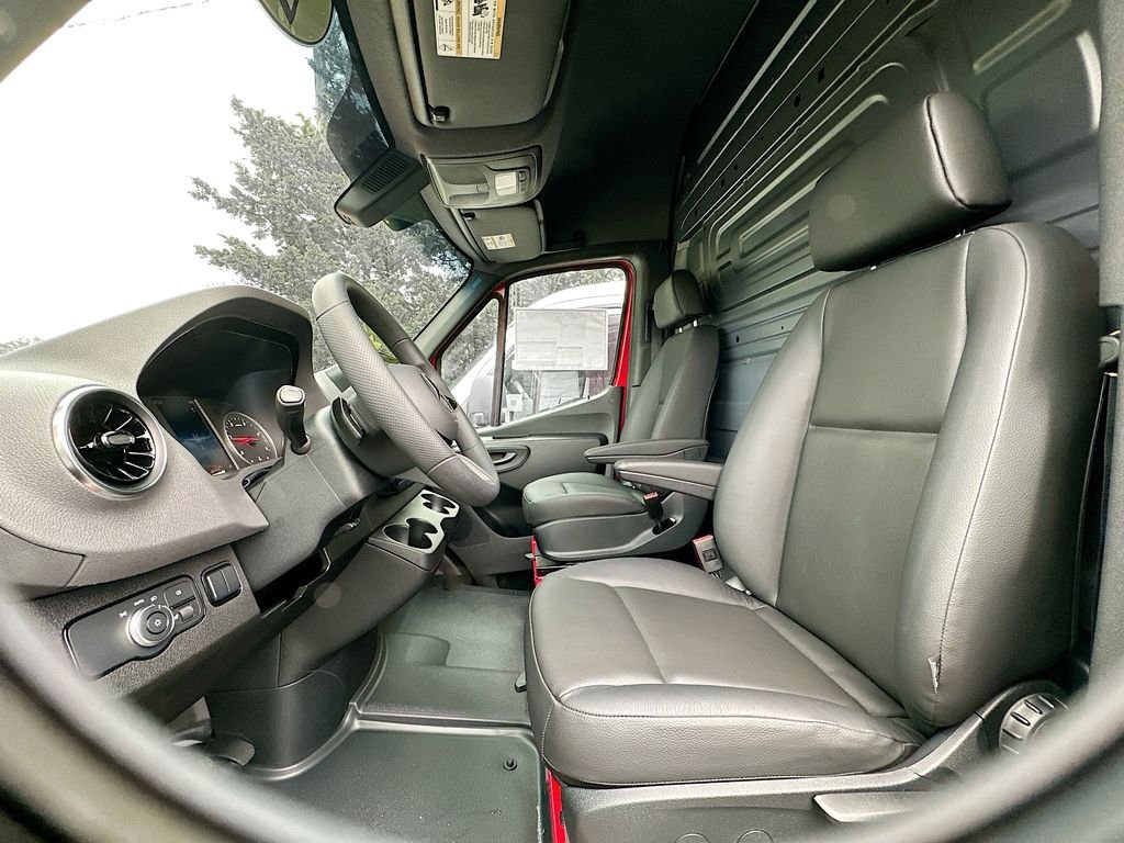2025 Mercedes-Benz Sprinter Cargo Van Base - Photo 18