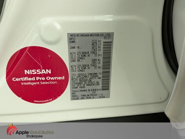 Used 2017 White Nissan SL image 46