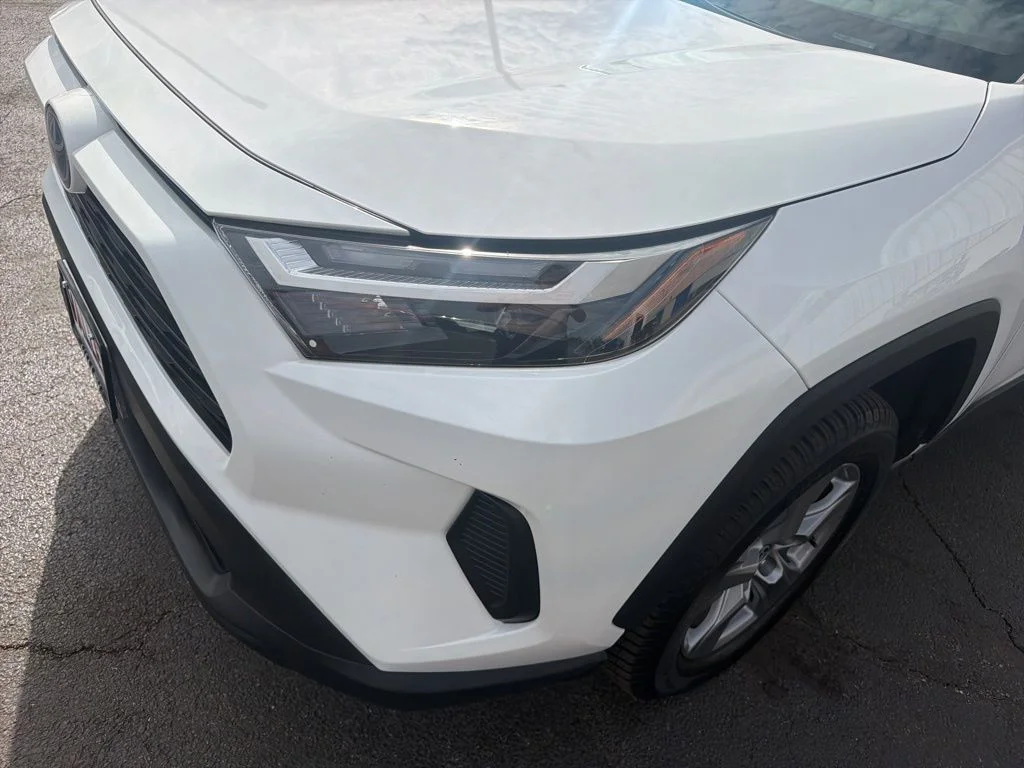 Used 2023 White Toyota XLE image 16