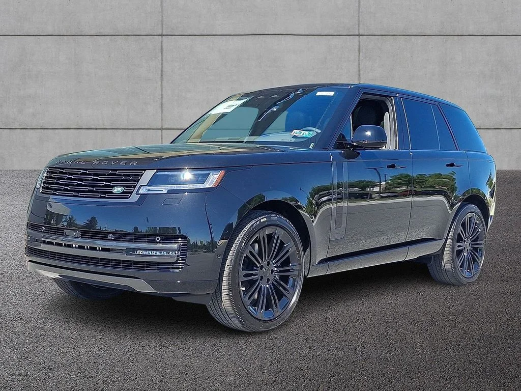 2026 Land Rover Range Rover 3.0 SE SWB's photo