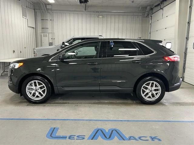 Used 2024 Green FORD SEL image 10