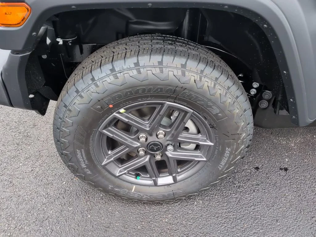 New 2026 Granite Crystal Metallic Clearcoat Jeep Sport S image 12