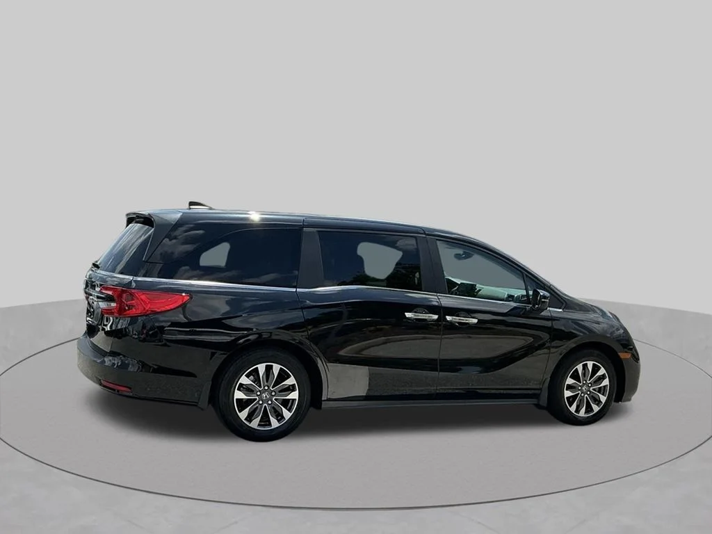 Used 2024  Honda EX-L image 12
