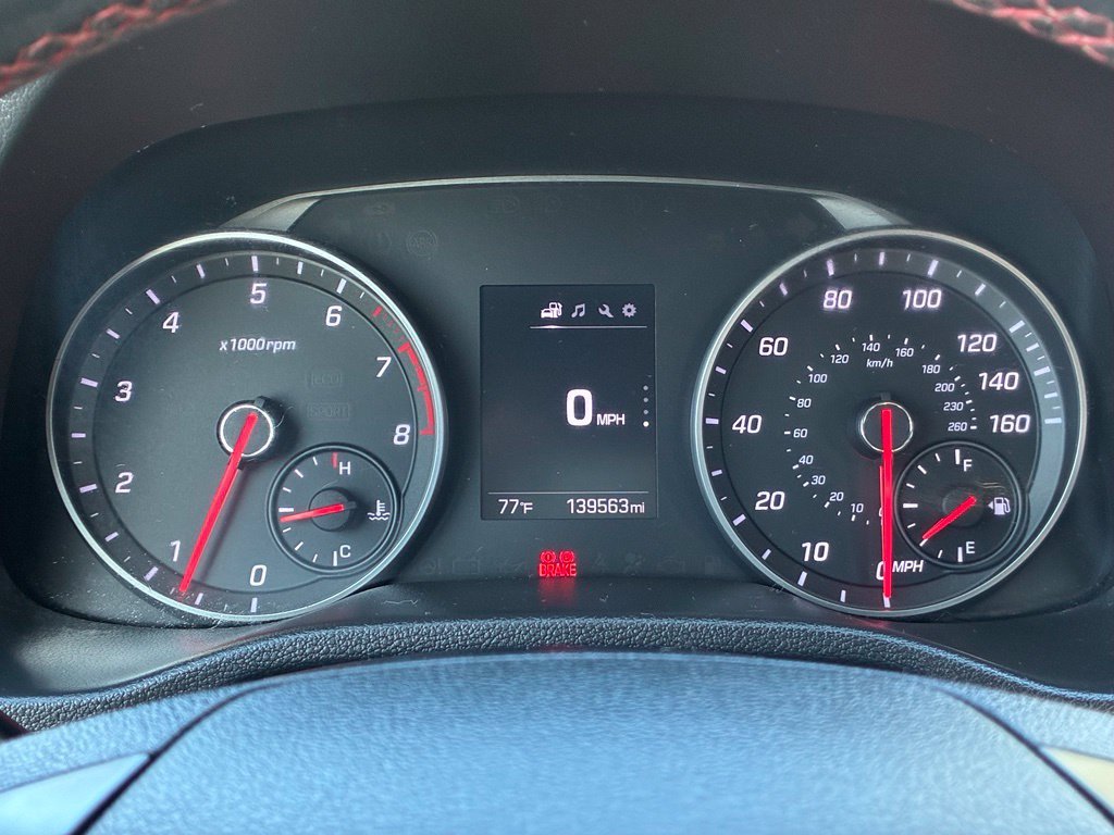Used 2017 Red Hyundai Sport image 19