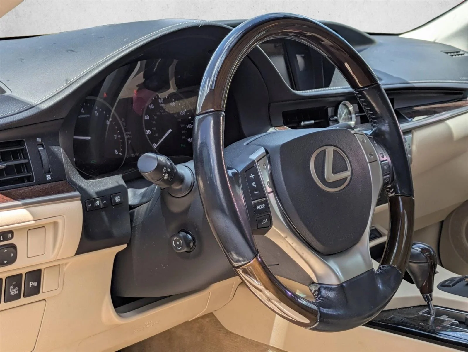 Used 2015 Nebula Gray Pearl Lexus  image 3