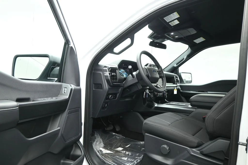 New 2026 Oxford White Ford STX image 7