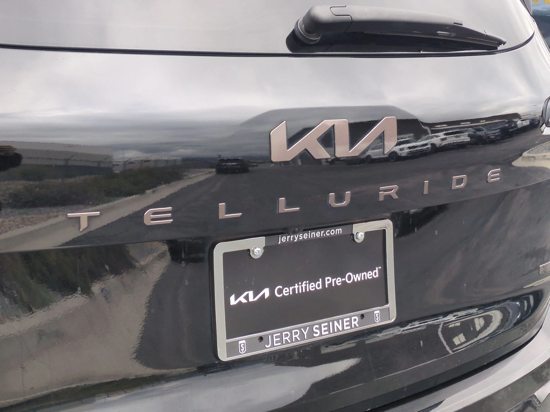 Used 2024 Ebony Black Kia SX Prestige X-Line image 26