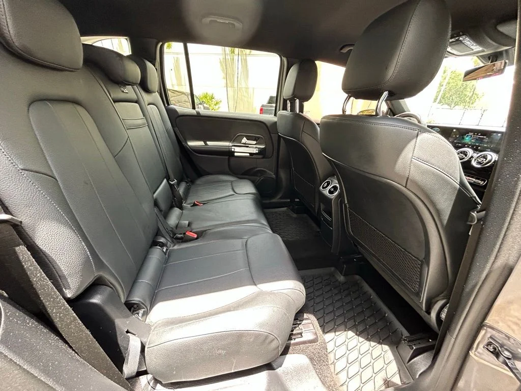 Used 2022  Mercedes-Benz GLB 250 image 32
