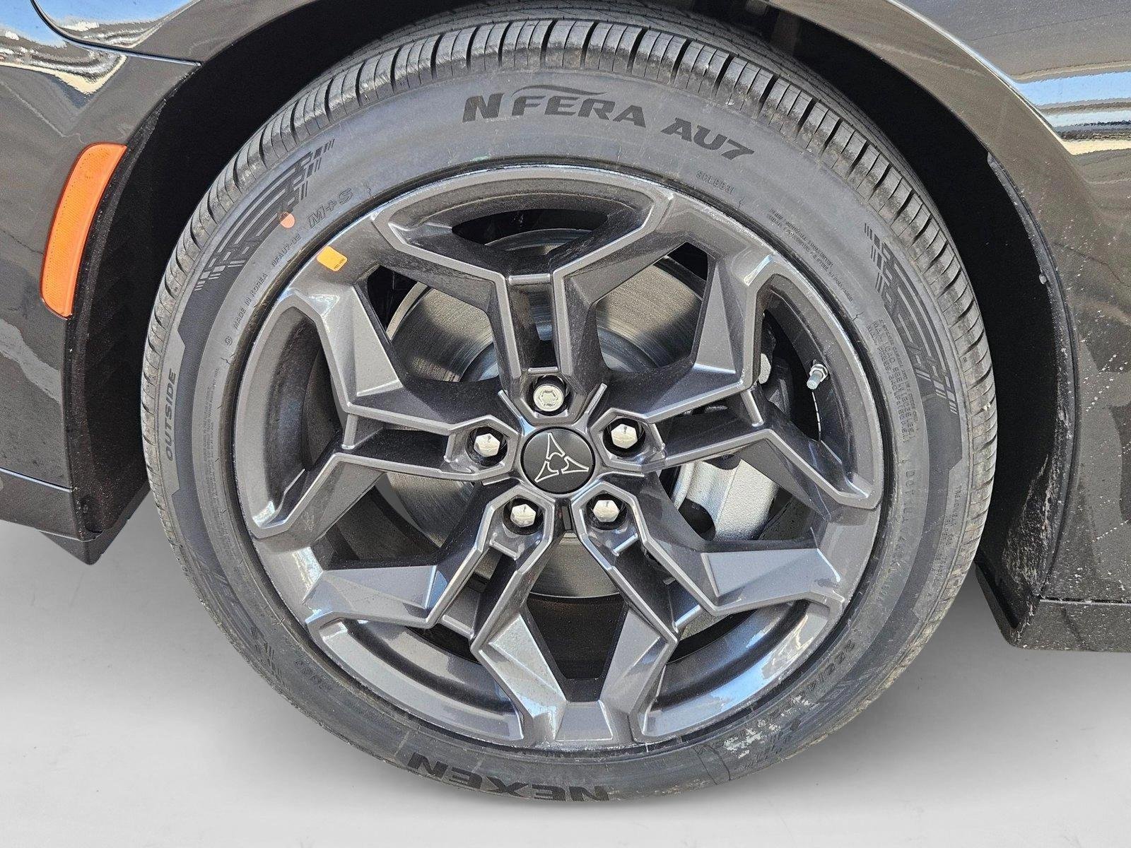 2025 Dodge Charger Daytona R/T - Photo 8