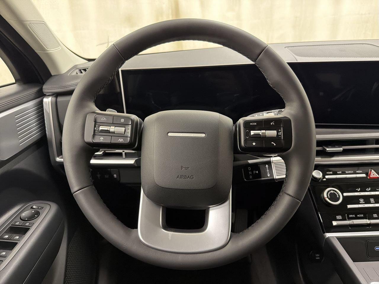 New 2027 Phantom Black Hyundai SE AWD image 15