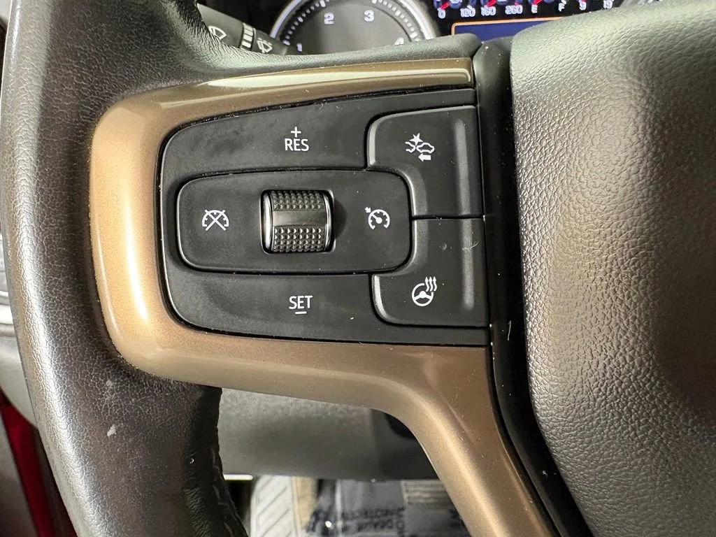 Used 2020 CAJUN RED TINTCOAT Chevrolet High Country image 28