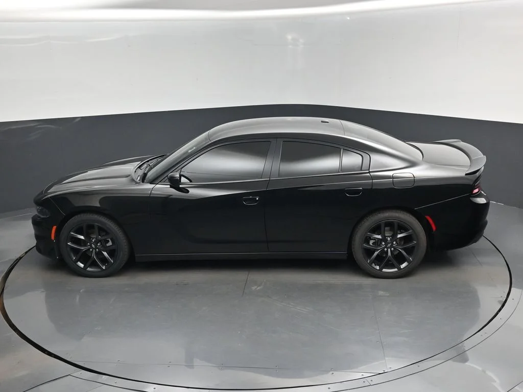 Used 2021 Black Dodge SXT image 14