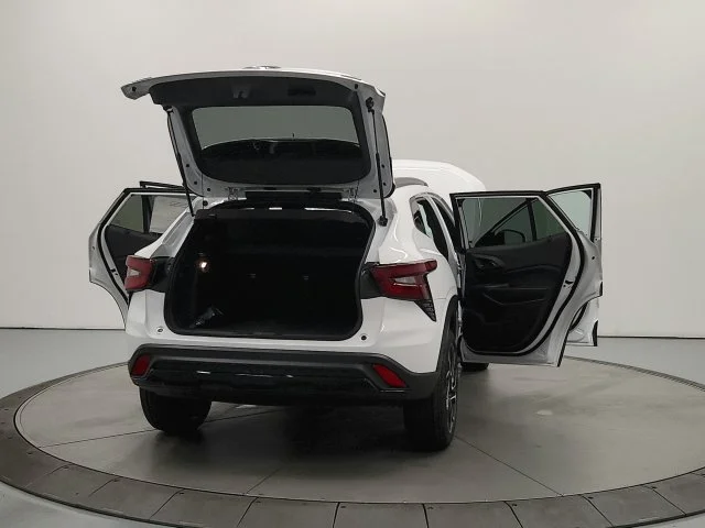 New 2026 White Chevrolet 2RS image 15