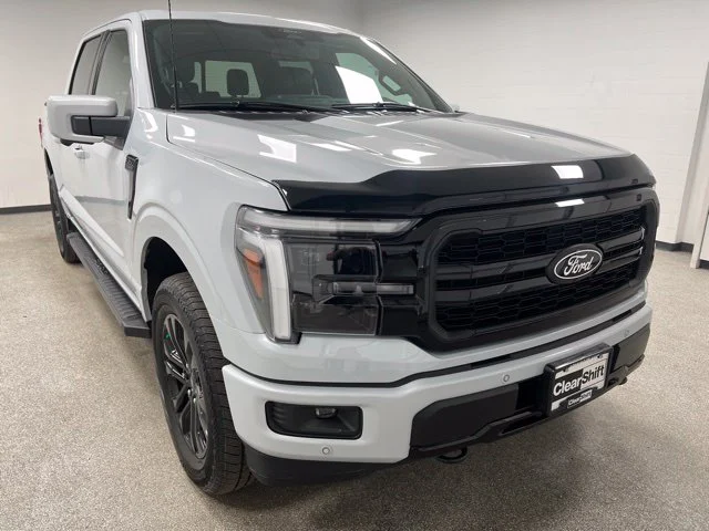2025 Ford F-150 Lariat - Photo 2