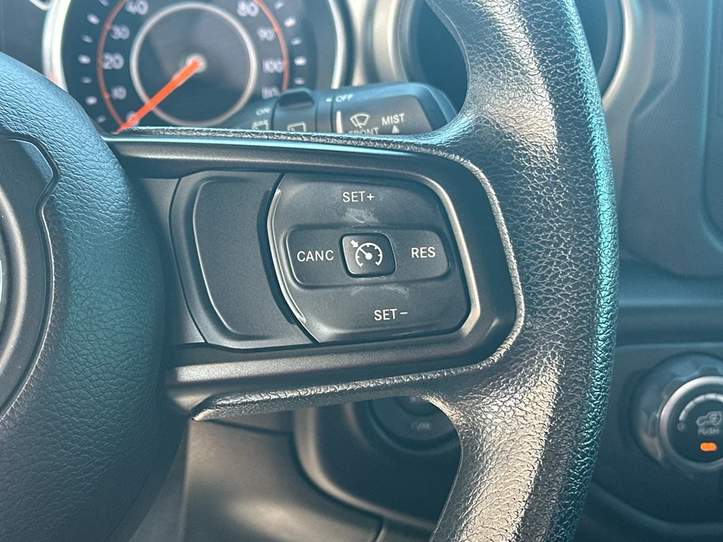Used 2018 Sting-Gray Clearcoat Jeep Sport image 14