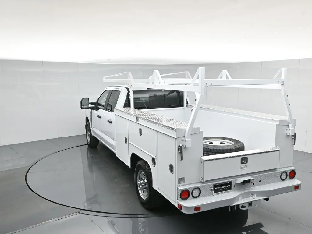 New 2026 Oxford White Ford XL image 46