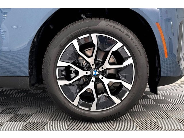 New 2026 Arctic Race Blue metallic BMW 30 xDrive image 37