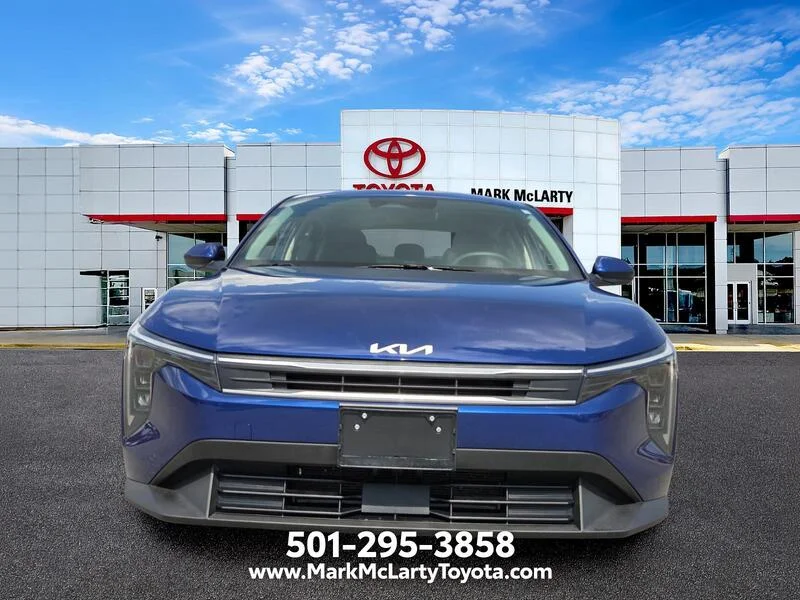 Used 2025 Deep Sea Blue KIA LXS FWD image 8