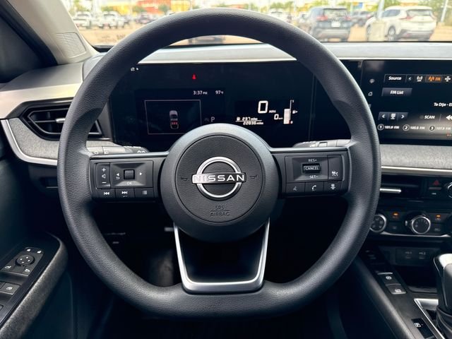 Used 2025 Brown Nissan SV image 14