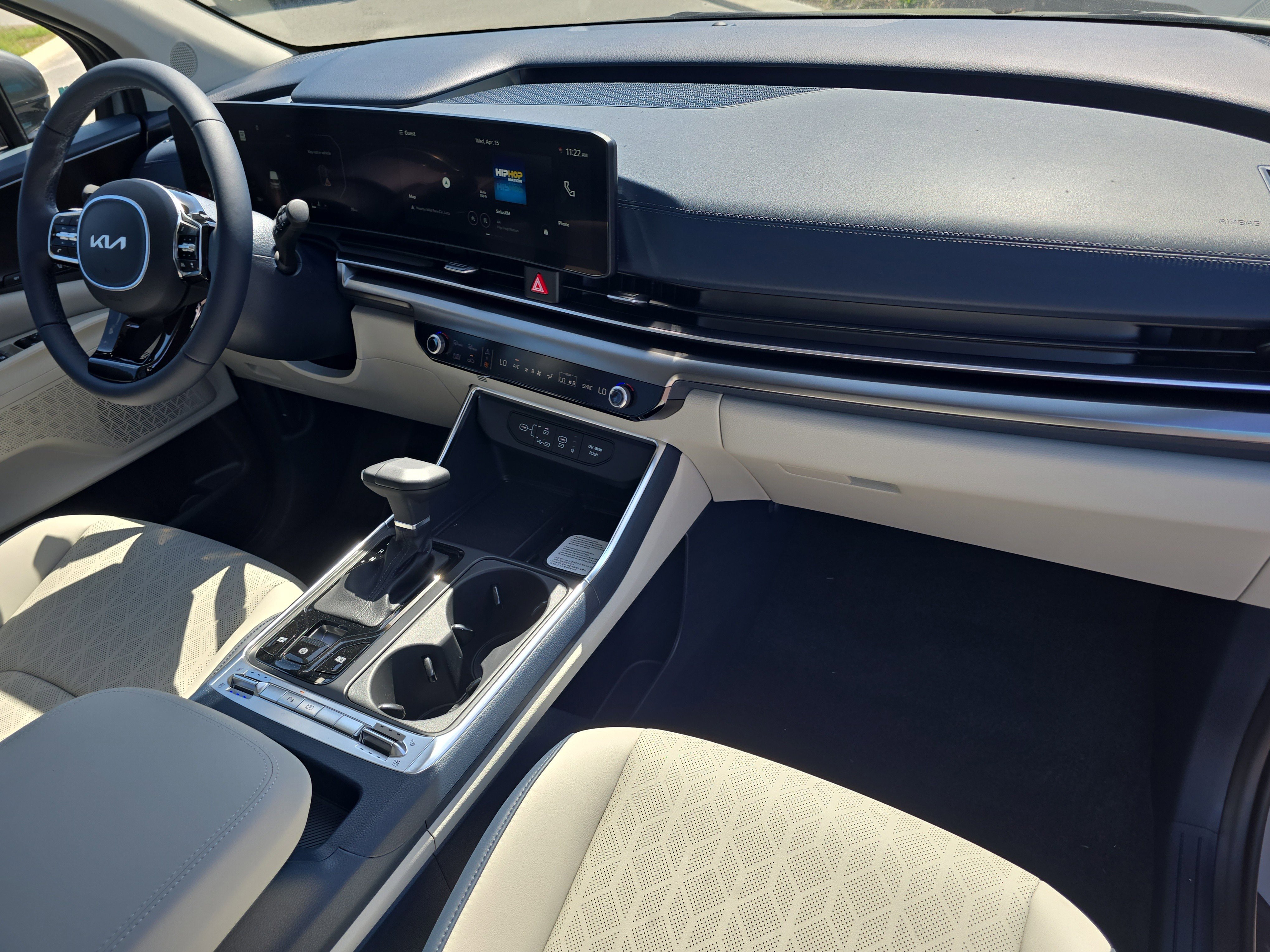 New 2026 Ceramic Silver Kia SX image 12