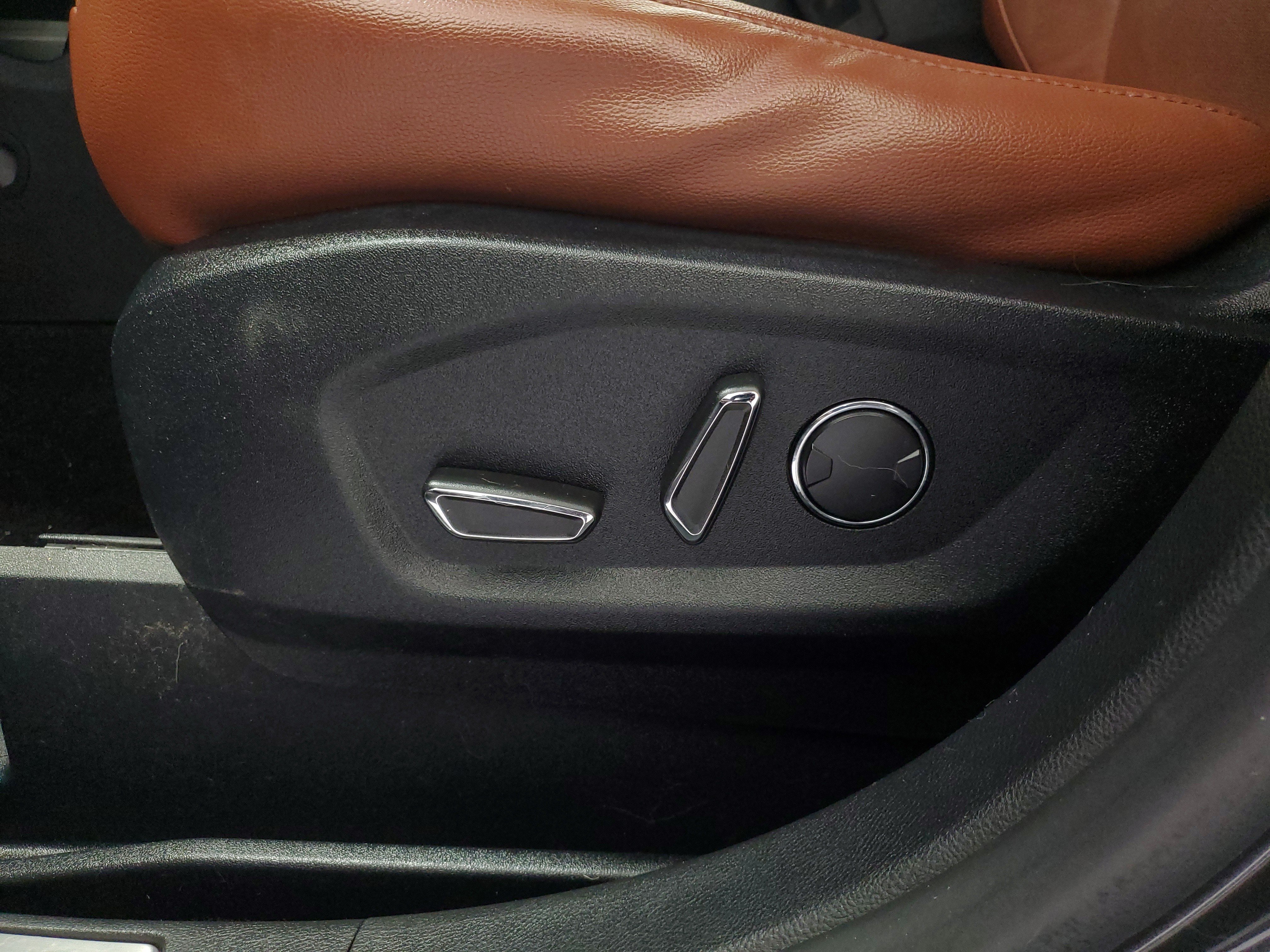 Used 2015 Magnetic Metallic Ford Titanium image 25