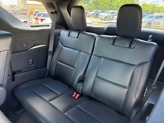 New 2026 Agate Black Metallic Ford ST-Line image 22