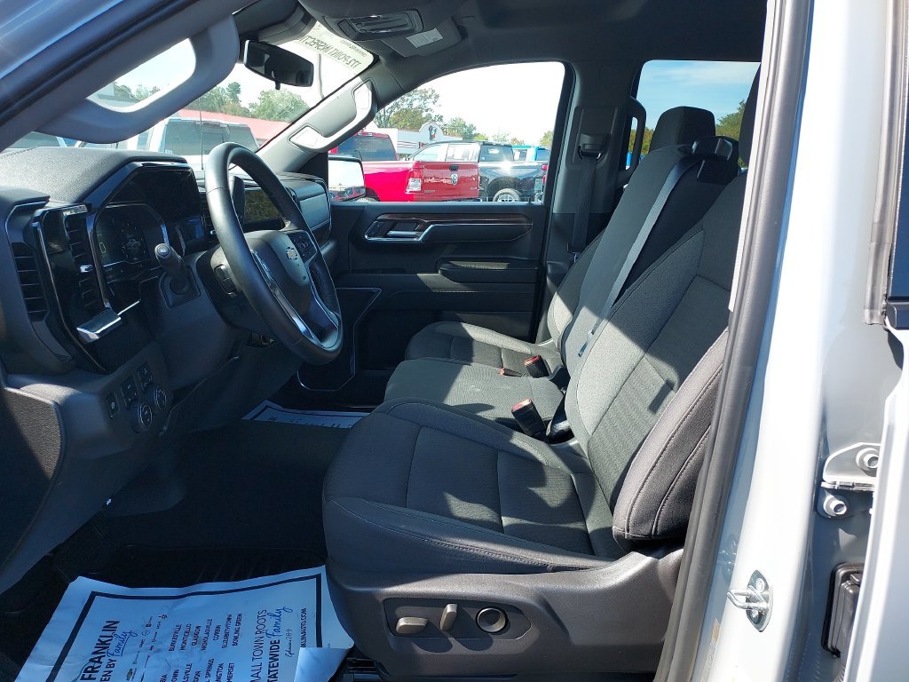 Used 2024 Gray Chevrolet LT image 13