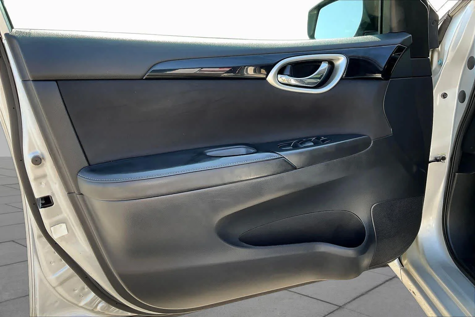 Used 2019 Brilliant Silver Metallic Nissan SV image 21