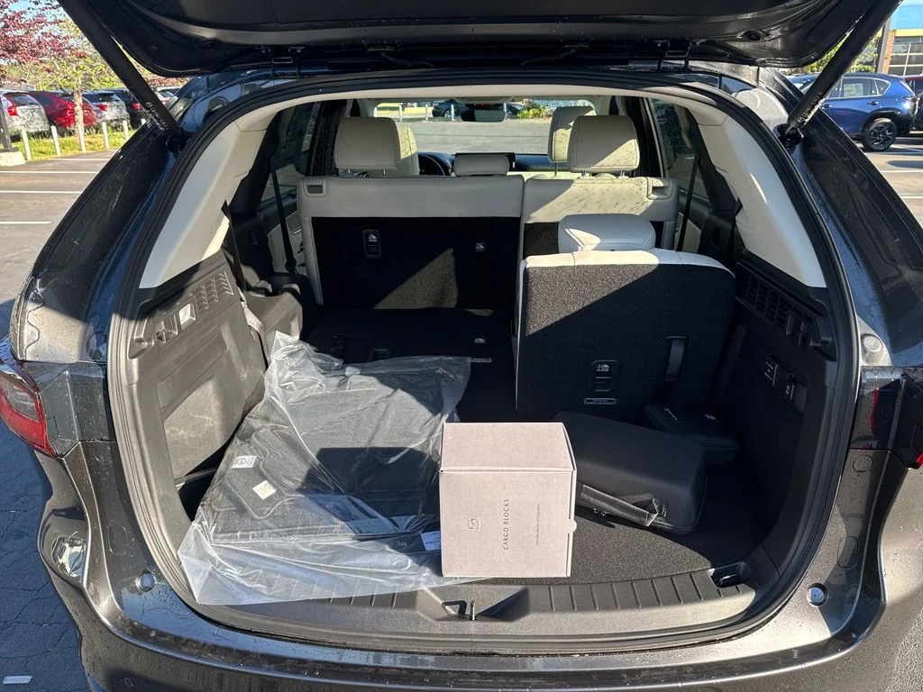 New 2026 Machine Gray Mazda 3.3 Turbo Premium Plus image 31