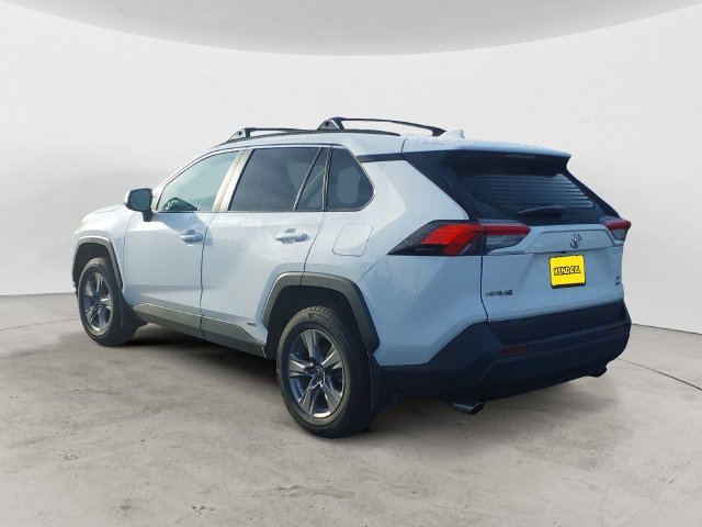 Used 2025 White Toyota XLE image 7